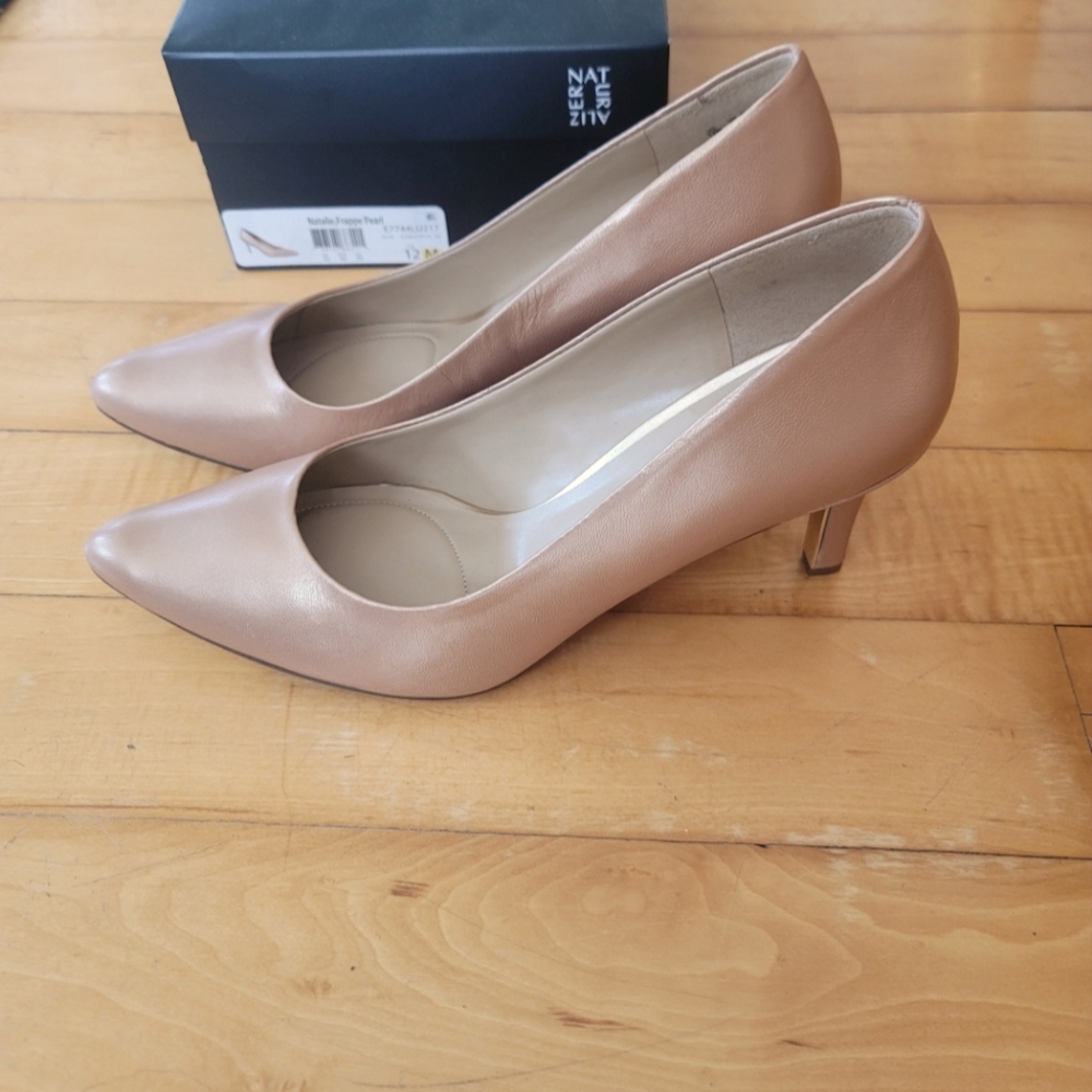 Naturalizer Natalie Pumps in Frappe Pearl Leather, size 12M Women's 12